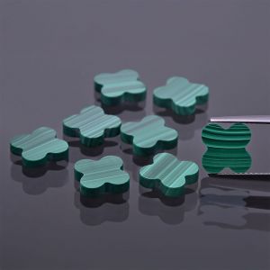 Trèfle en malachite 8x8 MM