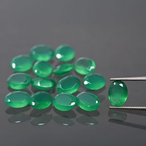 Pierre ovale, cône - agate verte 6x4 MM
