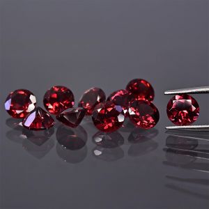 Pierre ronde, taille conique - Grenat 2 MM